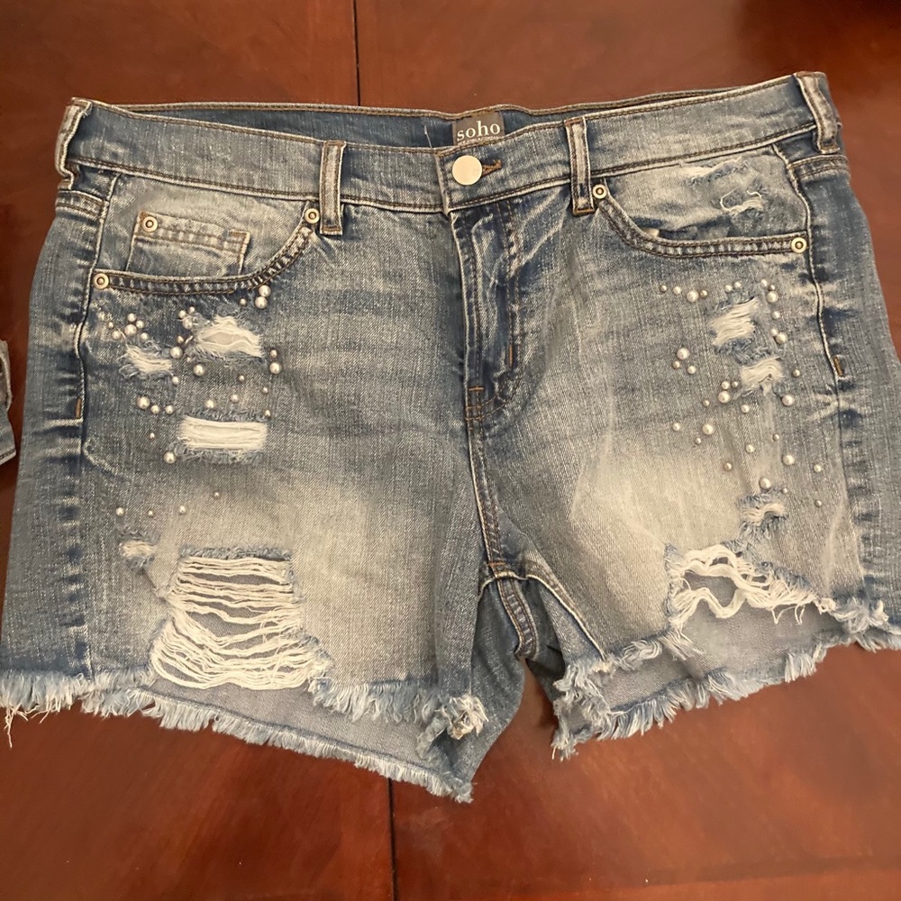 Soho design Jean shorts 😍😍